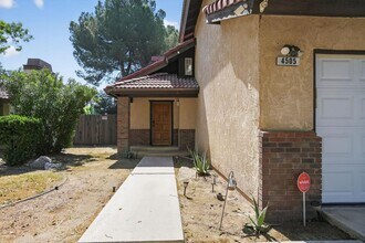 4505 Gardenwood Ln in Bakersfield, CA - Building Photo - Building Photo