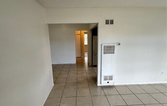 3171 Luna Ave, Unit 3171 in San Diego, CA - Foto de edificio - Building Photo