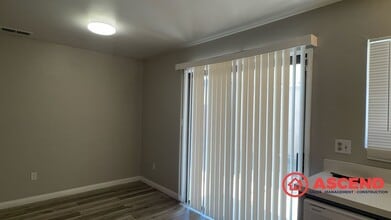 5619 Wilson Rd in Bakersfield, CA - Building Photo - Building Photo