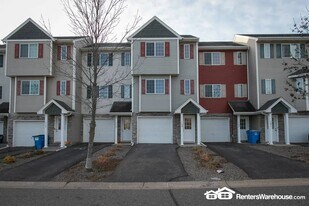 109 19th Ave SE in Cambridge, MN - Building Photo