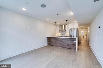 1519 Carpenter St in Philadelphia, PA - Building Photo - Building Photo