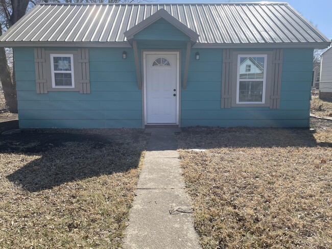 property at 127 E 3rd St