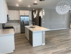 2320 Trevi Cir in Chula Vista, CA - Building Photo - Building Photo