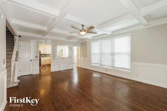 8533 N Overland Dr in Kansas City, MO - Building Photo - Building Photo
