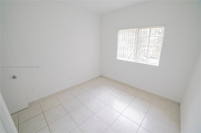 7200 NW 114th Ave, Unit 305 in Doral, FL - Building Photo - Building Photo