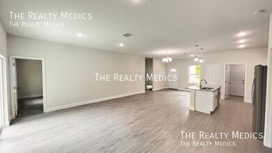 131 Inconnu Ct in Poinciana, FL - Building Photo - Building Photo