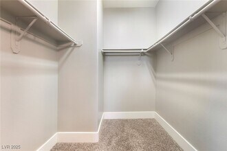 9050 W Tropicana Ave in Las Vegas, NV - Building Photo - Building Photo