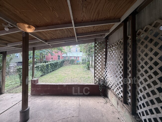 214 W Strawberry St in Lancaster, PA - Building Photo - Building Photo