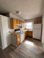 228 College St in Gallatin, TN - Building Photo