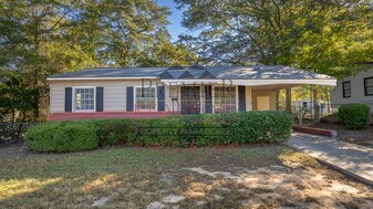 330 Mays Ave in Columbus, GA - Building Photo