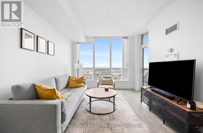 15 Viking Ln in Toronto, ON - Building Photo - Building Photo