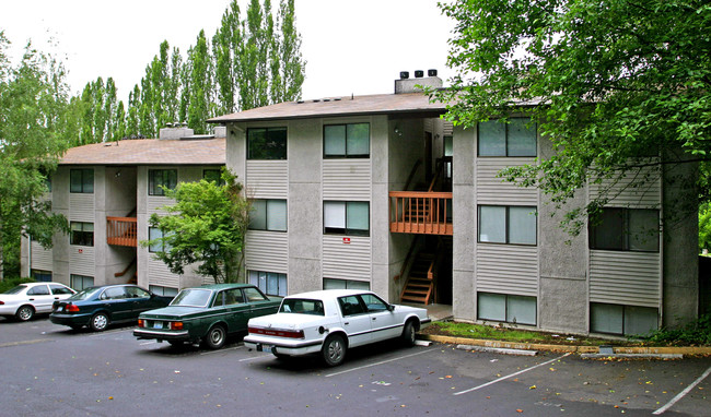 Mill Creek Vista Apartments in Kent, WA - Building Photo - Building Photo