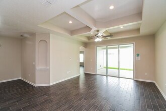 15658 Spotted Saddle Cir in Jacksonville, FL - Foto de edificio - Building Photo