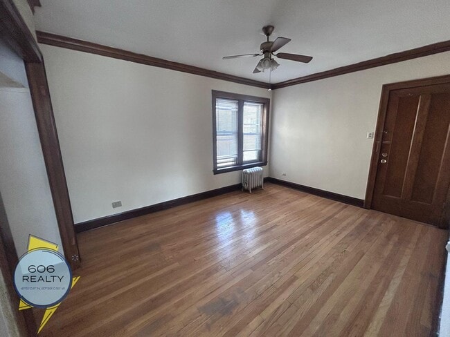 property at 3154 N Linder Ave