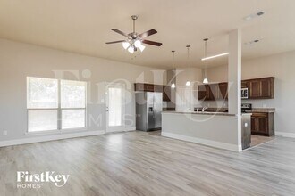 15642 Gatsby Ln in Dallas, TX - Building Photo - Building Photo