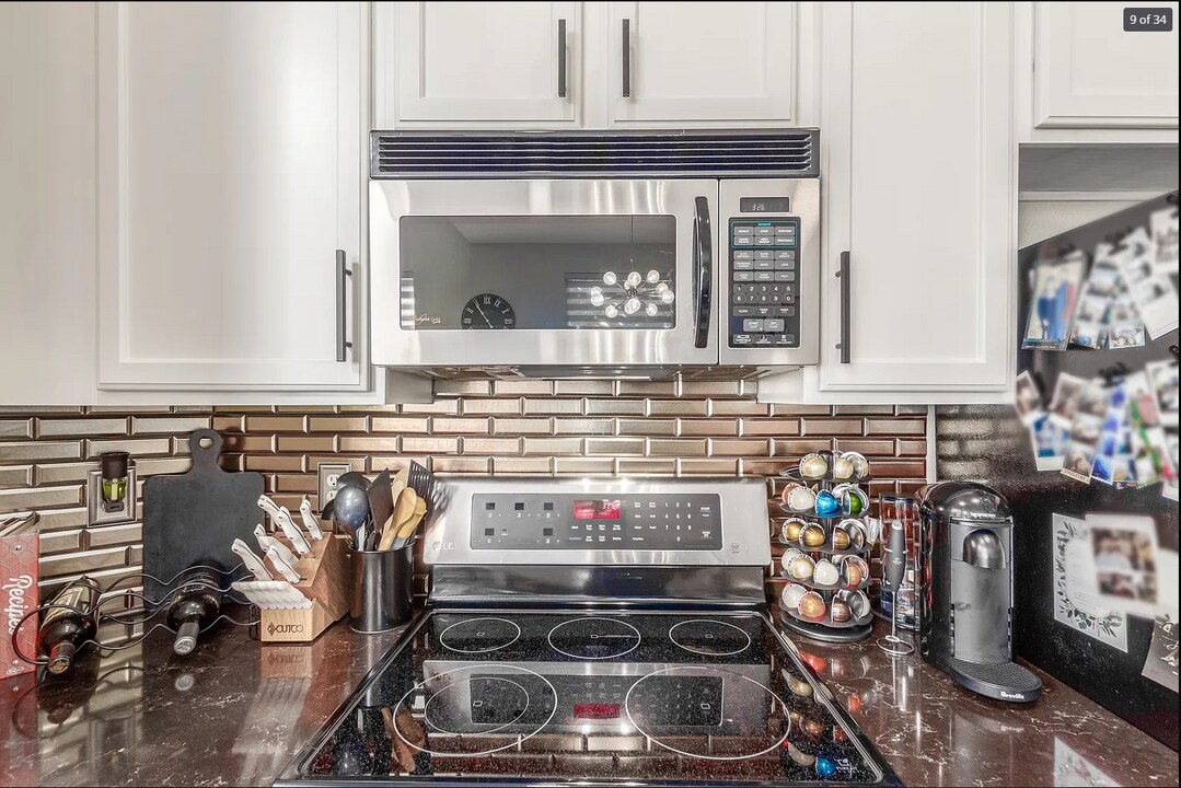 6703 S Winnipeg Cir in Aurora, CO - Building Photo