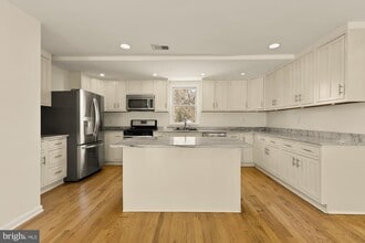 4606 40th St in North Brentwood, MD - Building Photo - Building Photo