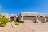 29143 N 68th Way in Scottsdale, AZ - Foto de edificio - Building Photo