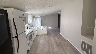 4511 Deer Run Rd in St. Cloud, FL - Building Photo - Building Photo