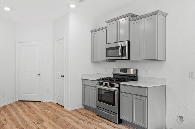 19148 Cicerone Ct in Roman Forest, TX - Building Photo - Building Photo