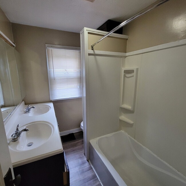 property at 722 N Denny St