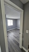 671 Corning Rd in Manchester, NH - Building Photo - Building Photo