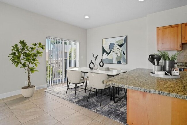 654 E Nikita Cv in Murray, UT - Building Photo - Building Photo