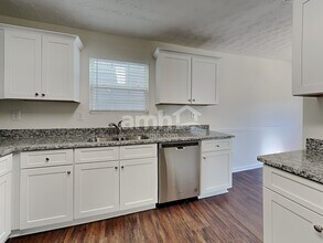 814 Carlton Pointe Terrace in Palmetto, GA - Foto de edificio - Building Photo