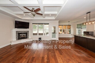 5751 Old Jacksonboro Rd in Ravenel, SC - Building Photo - Building Photo