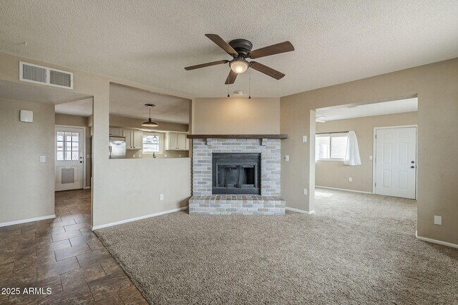 310 E Southern Ave in Apache Junction, AZ - Building Photo - Building Photo