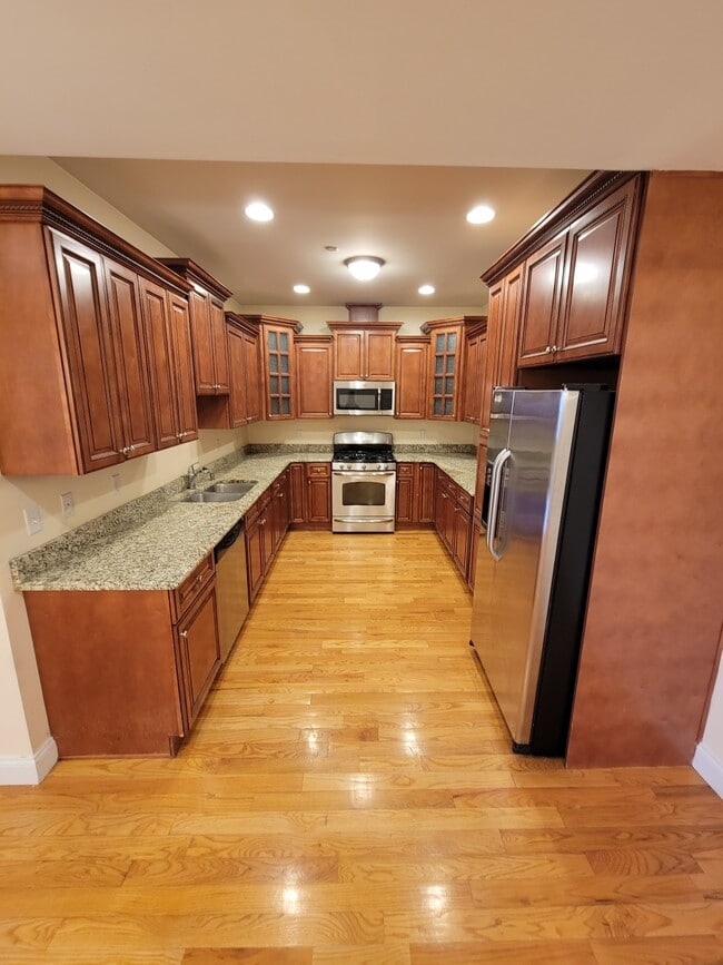 7008 Madison St Rentals in Guttenberg, NJ