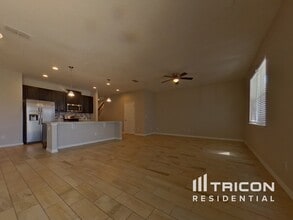 2275 Kelmscott Ct in Sanford, FL - Building Photo - Building Photo