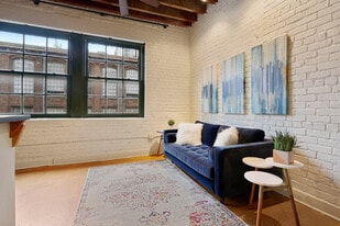 1039 Constance St in New Orleans, LA - Building Photo