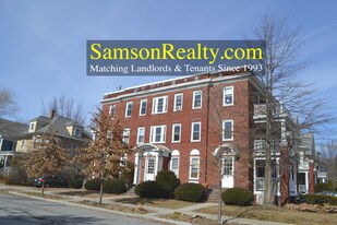 136 Irving Ave in Providence, RI - Building Photo