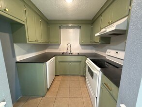 1227 S 17th St-Unit -1229 in Fort Smith, AR - Building Photo - Building Photo