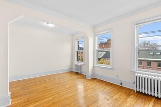 34 Erie St in Jersey City, NJ - Building Photo - Building Photo