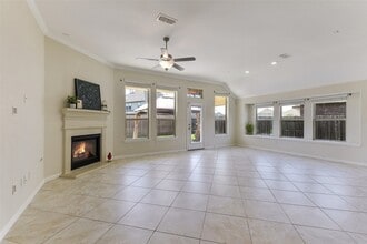 17515 Cypress Hilltop Wy, Unit 10-306 in Hockley, TX - Building Photo - Building Photo