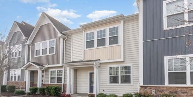 property at 1326 Farm Pond Trail