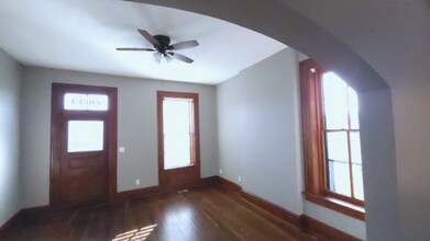 2631-2633 Shenandoah Ave-Unit -2633A in St. Louis, MO - Building Photo - Building Photo