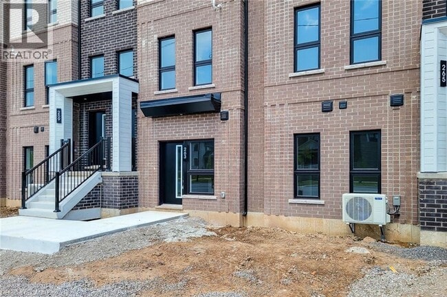 263 Burke St in Waterdown, ON - Building Photo - Building Photo