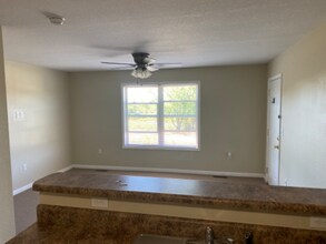 121 St George Ln in Harrogate, TN - Building Photo - Building Photo
