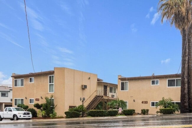 4133 La Crescenta Ave