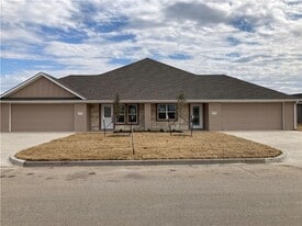 5616 Moose Jaw Cir in Waco, TX - Building Photo