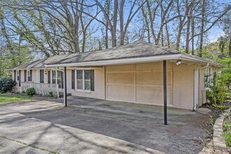 369 Windemere Way in Jonesboro, GA - Building Photo - Building Photo