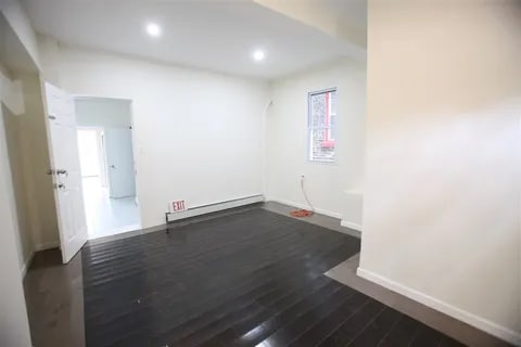 719 18th St in Union City, NJ - Building Photo - Building Photo