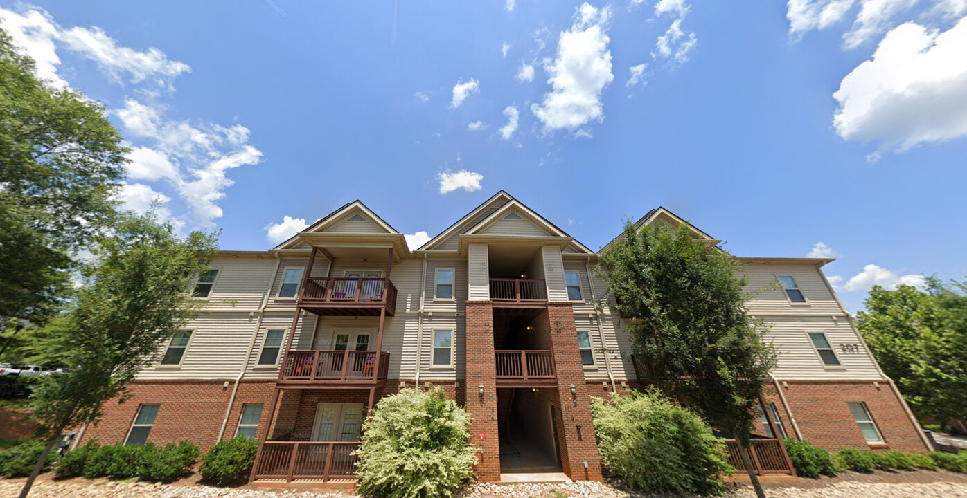 Crawford Mills in Clemson, SC - Building Photo