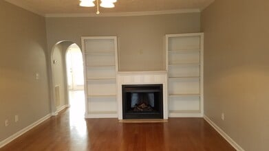 618 Spence Enclave Way in Nashville, TN - Foto de edificio - Building Photo