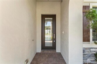 569 SE Fascino Cir in Port St. Lucie, FL - Building Photo - Building Photo