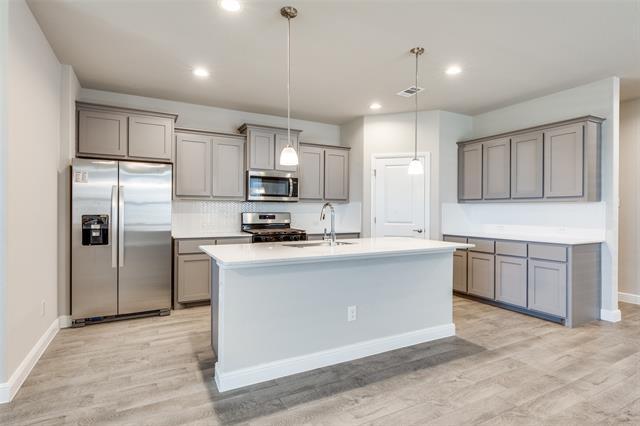 1036 Kirkham Wy in Justin, TX - Building Photo - Building Photo