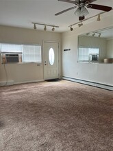 65 Gateway Dr in Copiague, NY - Building Photo - Building Photo